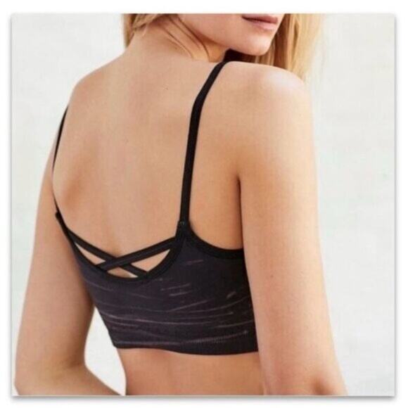 NWOT Free People Movement Black Bleach Barely There Seamless Yoga Sports Bra - Picture 3 of 15